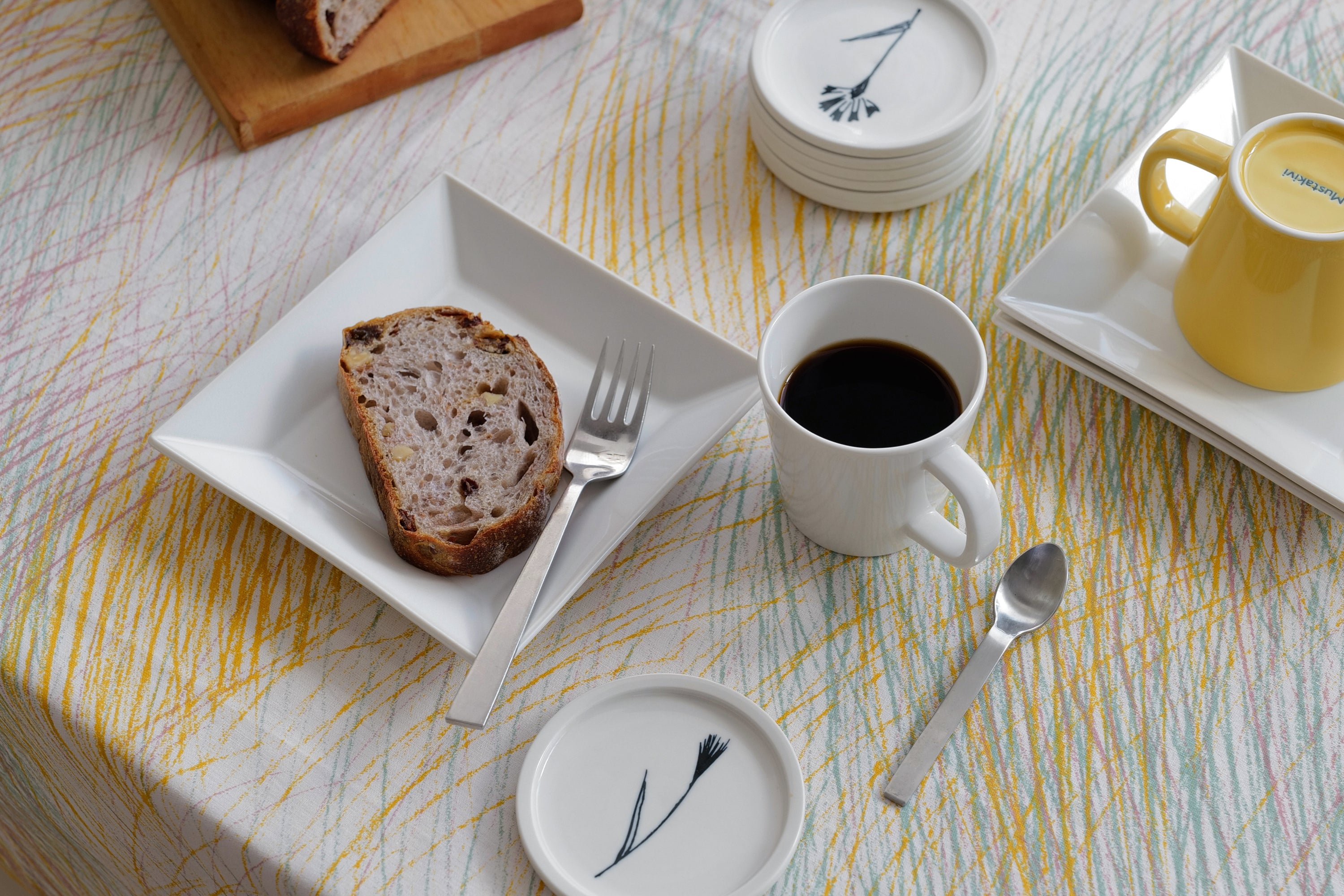 SUORA マグカップ WHITE